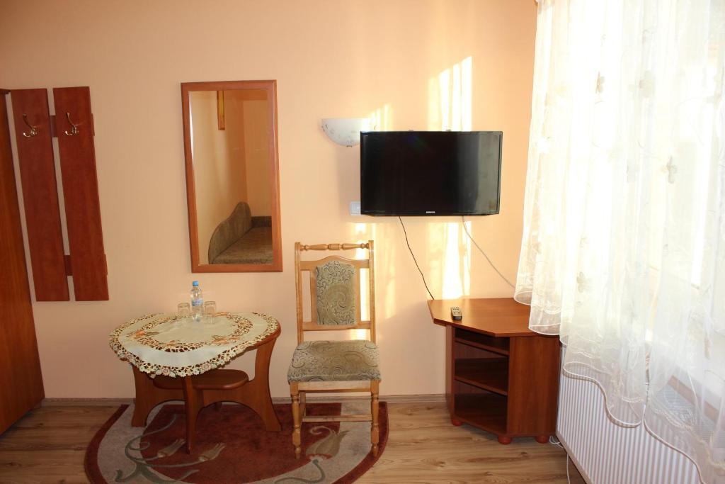 Hotel Czardasz Wrzesnia Bilik gambar